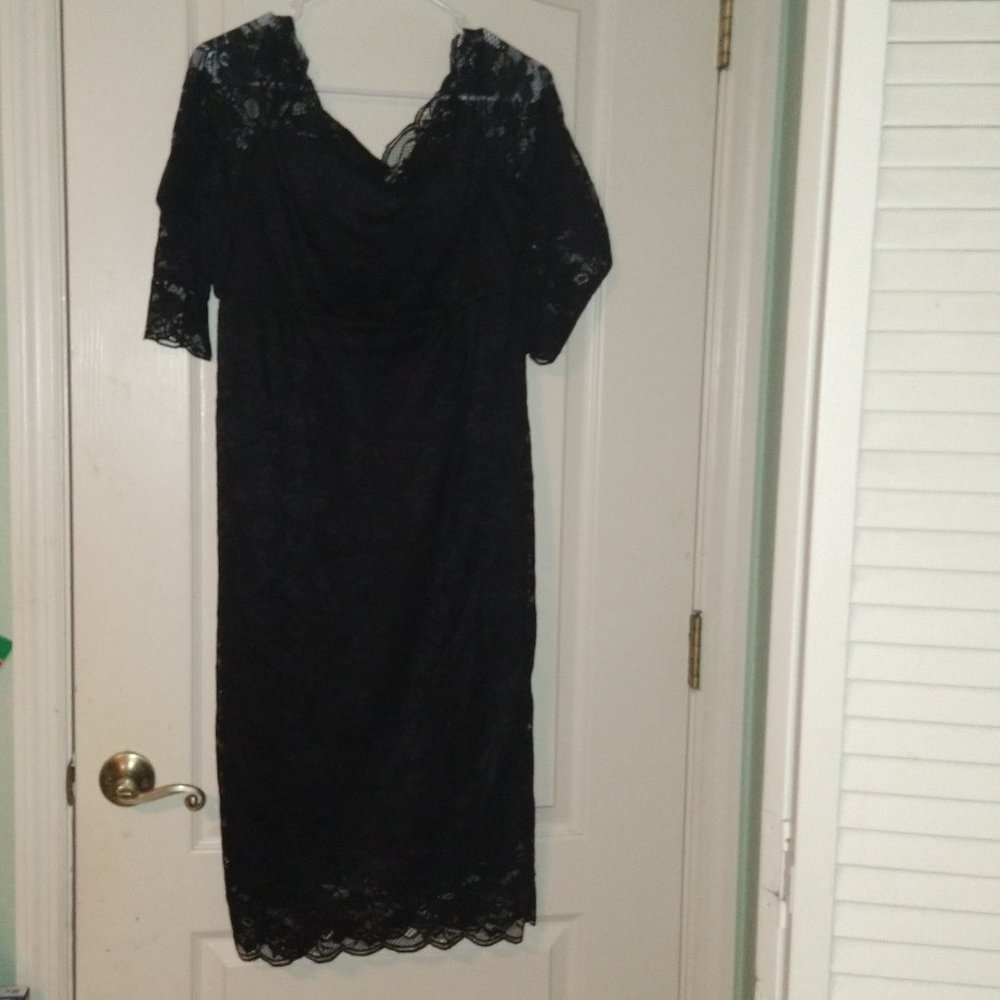 Torrid black lace dress